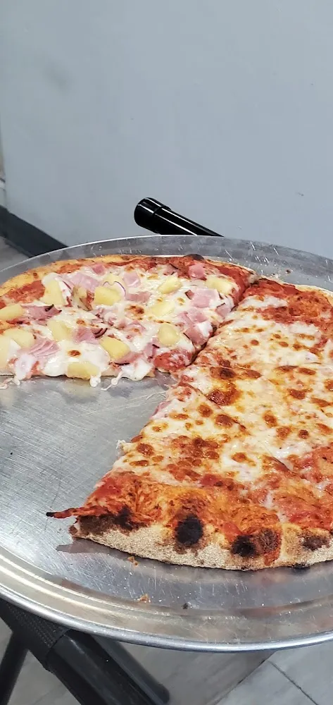 Hawaiian Pizza